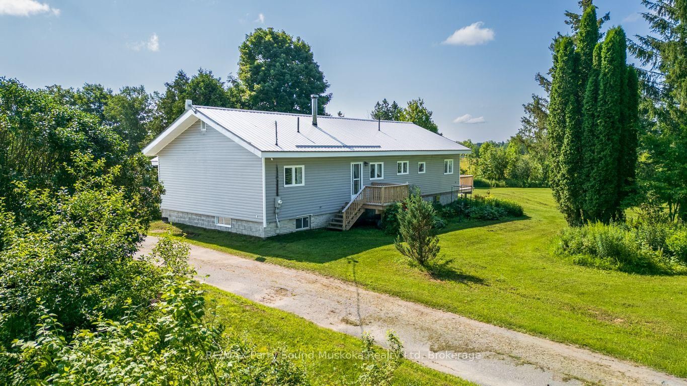 39 Hardies Road • McKellar, ON photo 40
