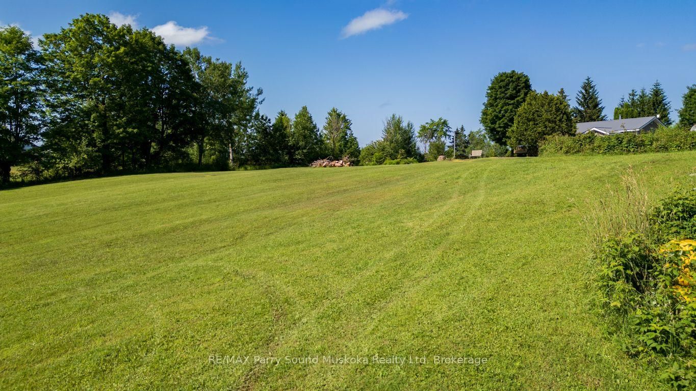 39 Hardies Road • McKellar, ON photo 48