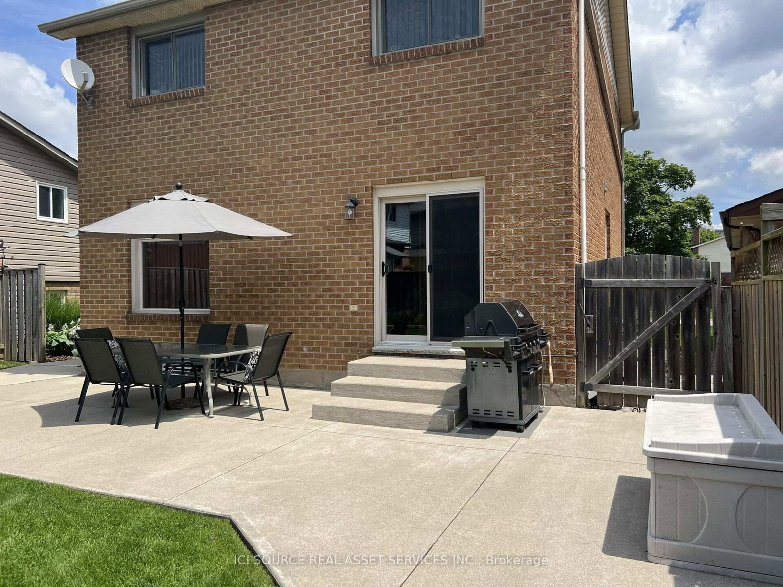 83 Boulding Avenue • Hamilton, ON photo 38