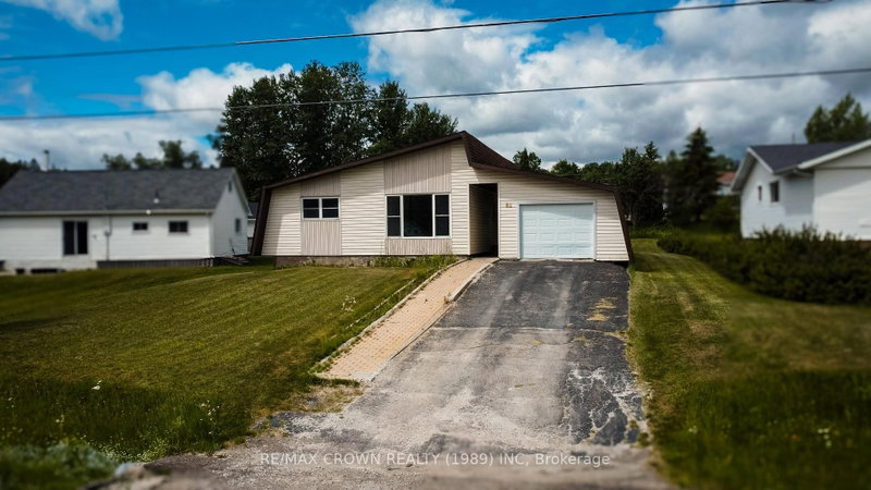 82 Neesomadina Ave photo 1