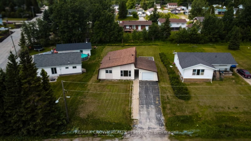 82 Neesomadina Avenue