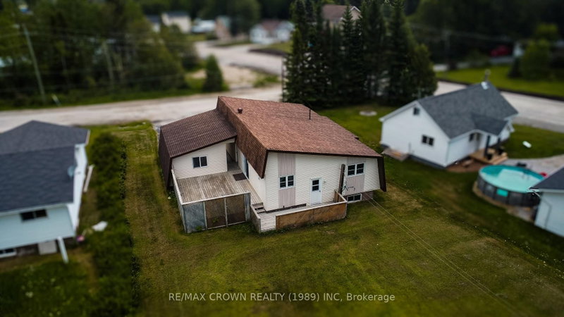 82 Neesomadina Ave photo 4