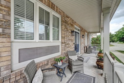 147 SILVERTHORNE Drive — photo 4