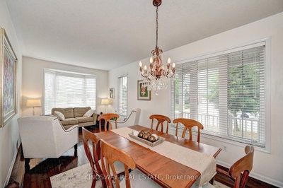 147 SILVERTHORNE Drive — more photos
