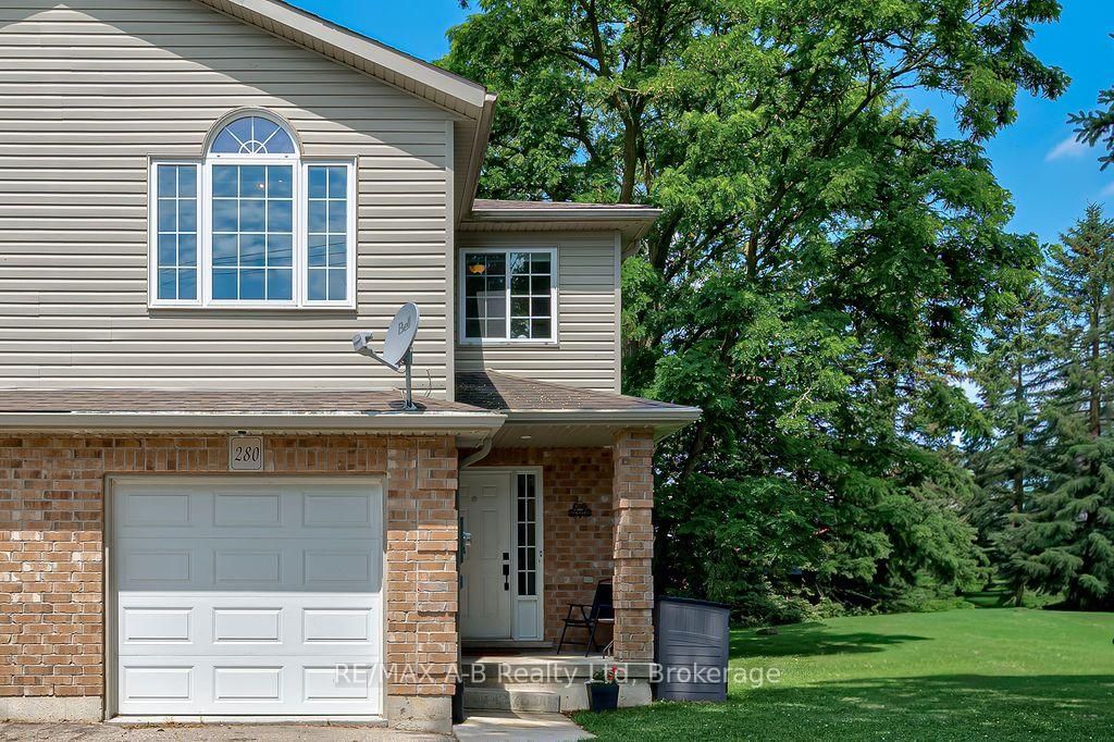 280 Railway Avenue • Stratford, ON photo 1