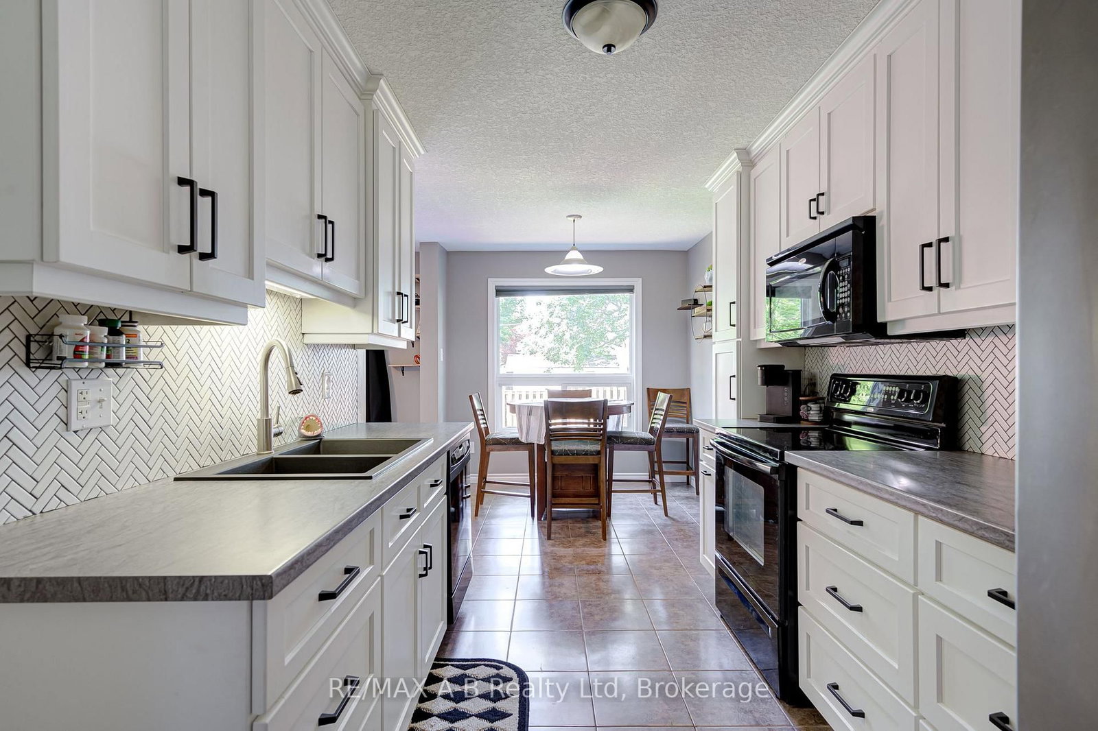 280 Railway Avenue • Stratford, ON photo 15