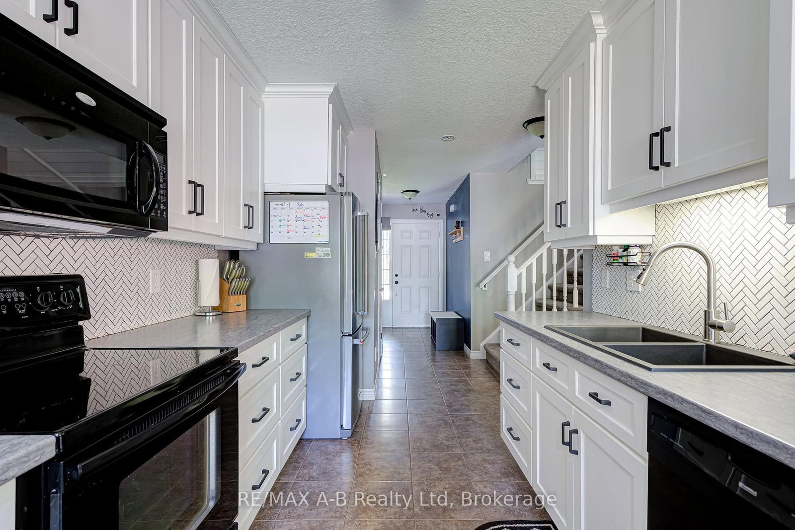 280 Railway Avenue • Stratford, ON photo 16