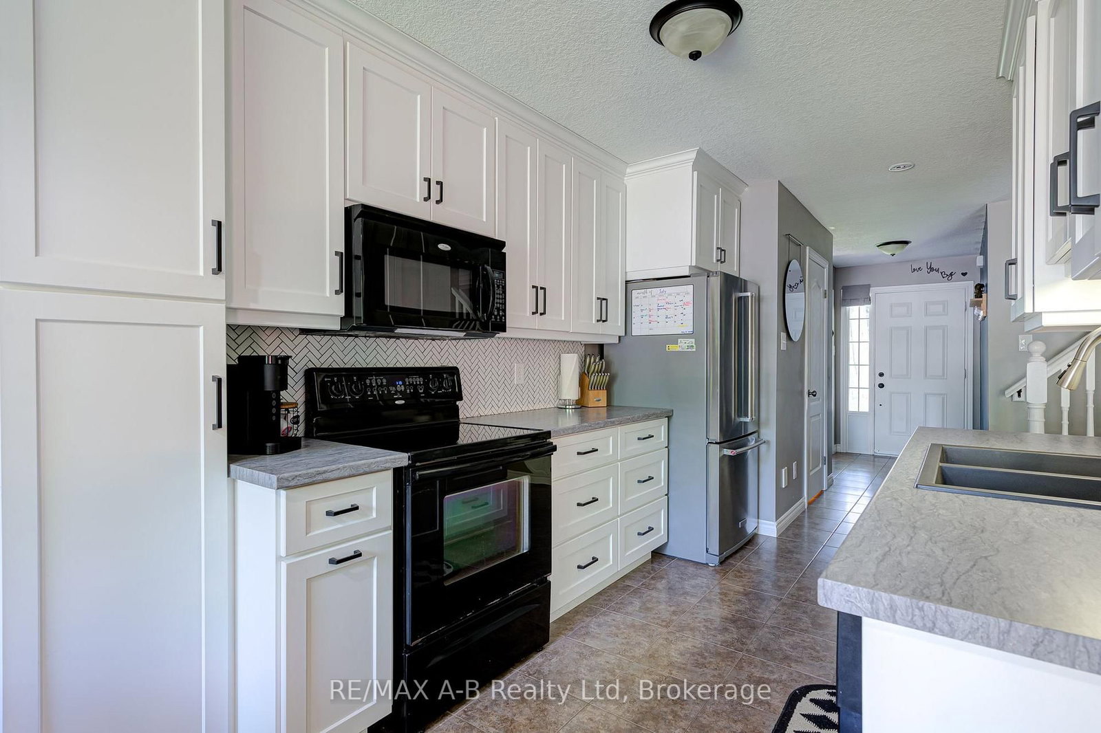 280 Railway Avenue • Stratford, ON photo 17
