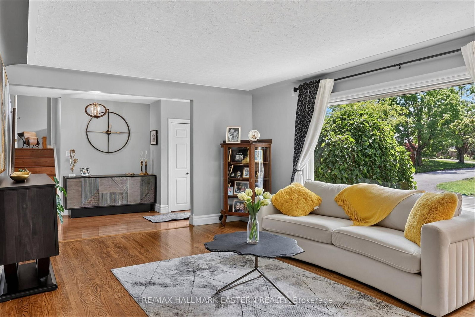 894 Kawartha Drive • Peterborough, ON photo 9
