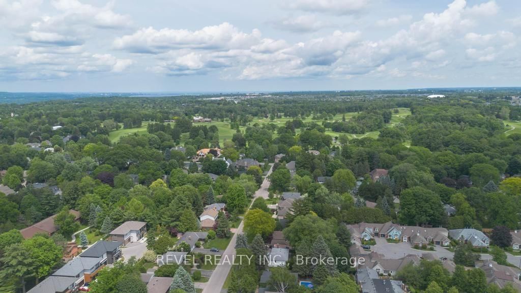 16 Carrington Court • Hamilton, ON photo 29