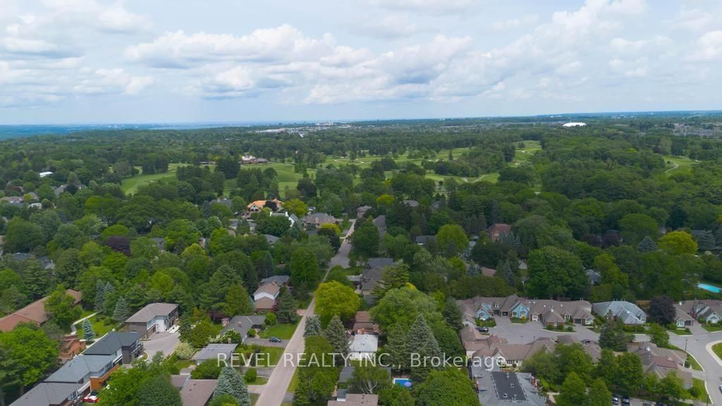 16 Carrington Court • Hamilton, ON photo 30