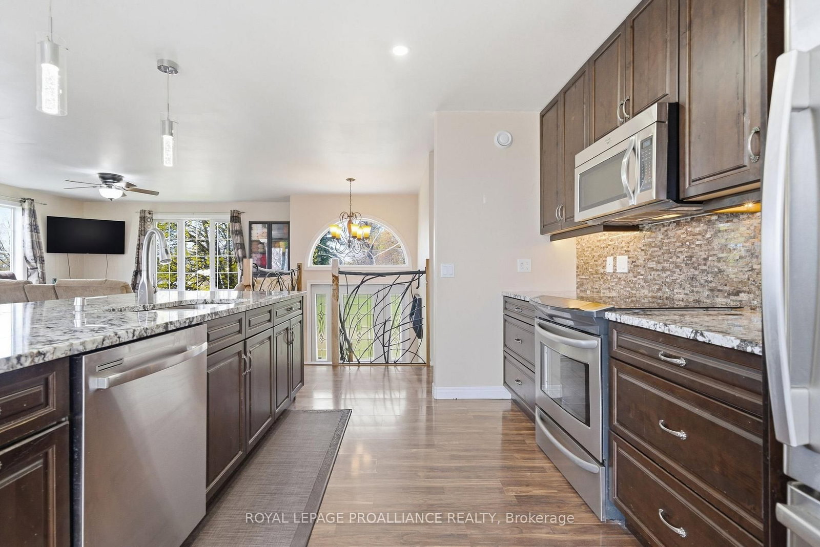 144 Centre Street • Deseronto, ON photo 12