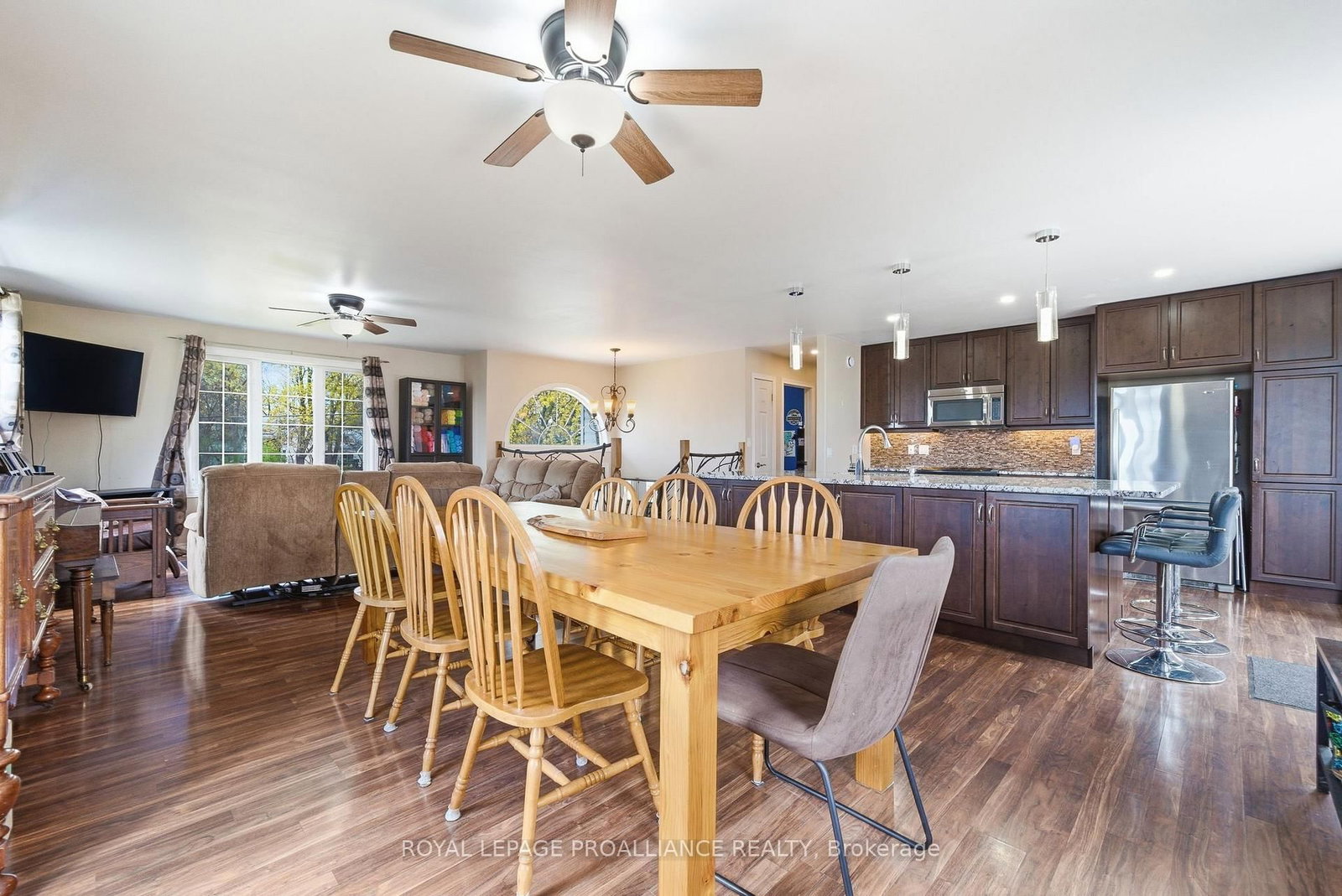 144 Centre Street • Deseronto, ON photo 17