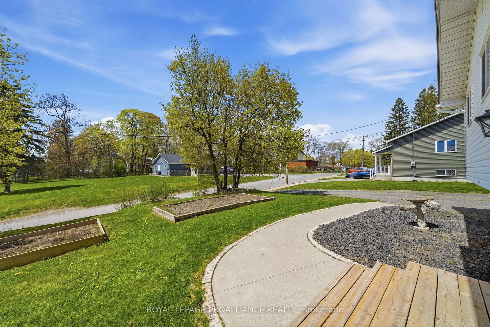 144 Centre Street • Deseronto, ON photo 8