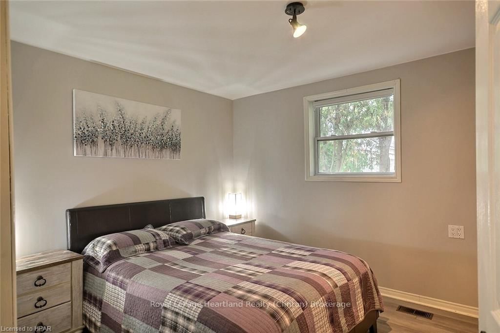 118 ISAAC Street • Central Huron, ON photo 13