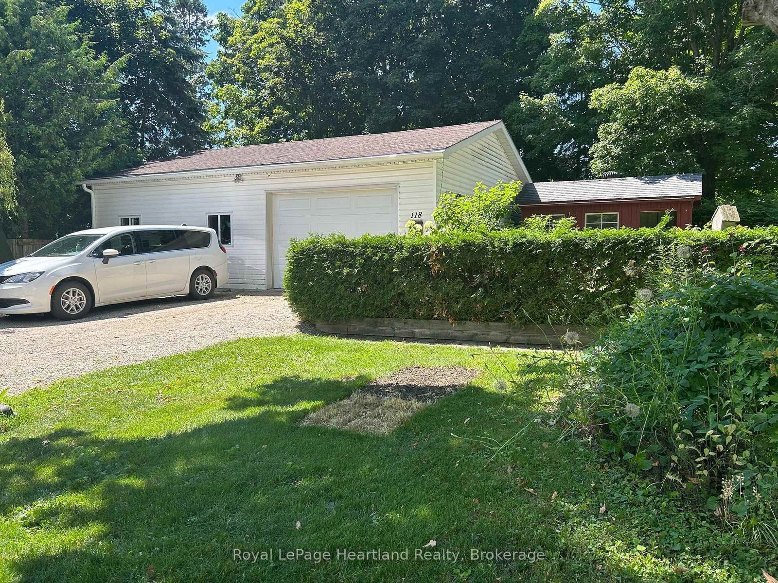 118 ISAAC Street • Central Huron, ON photo 25