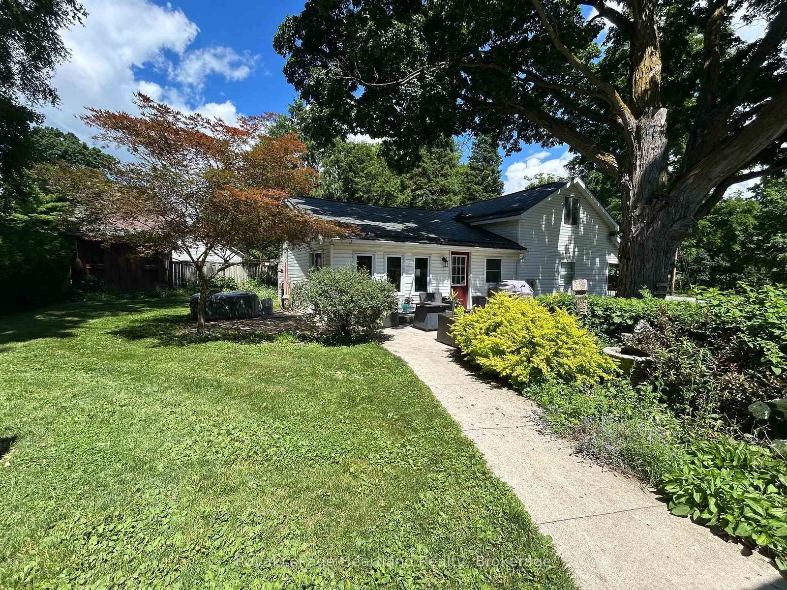 118 ISAAC Street • Central Huron, ON photo 33
