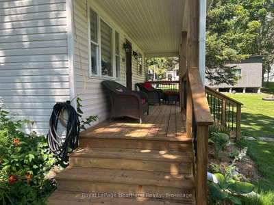 118 ISAAC Street • Central Huron, ON photo 4