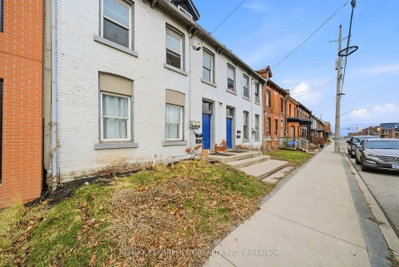 133-135 Wellington Street — photo 4