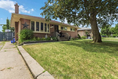 307 TWEEDSMUIR Avenue — more photos