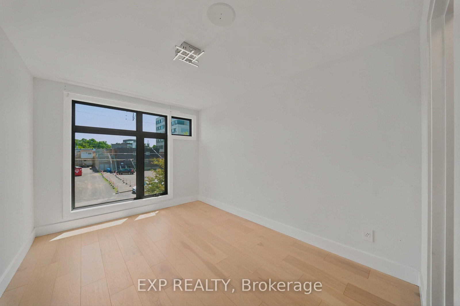 375 Madison Avenue • #B • Ottawa, ON photo 23