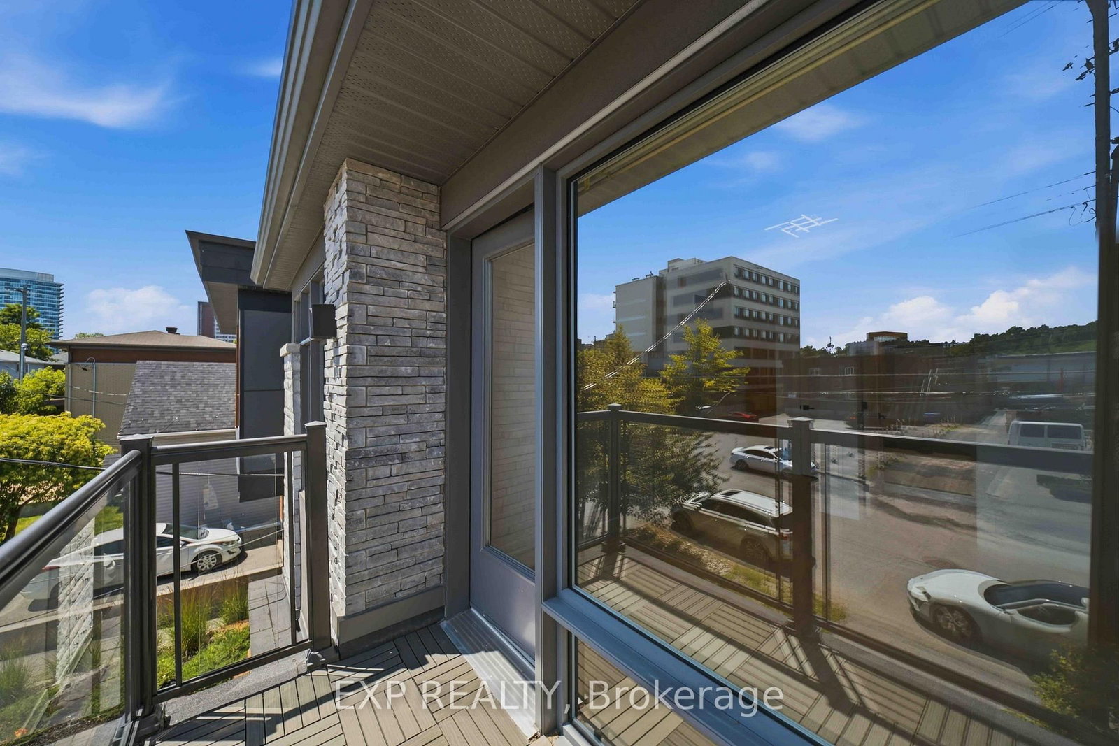375 Madison Avenue • #B • Ottawa, ON photo 30