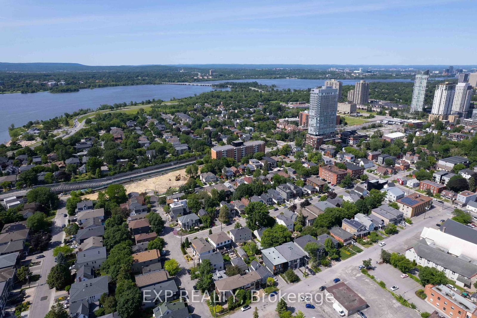 375 Madison Avenue • #B • Ottawa, ON photo 38