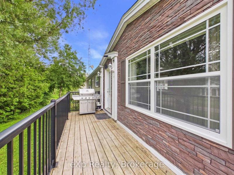 32 Maple Grove Village Road