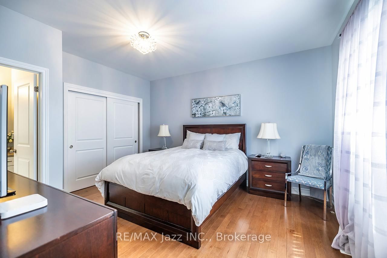 808 Hudson Street • Cobourg, ON photo 14