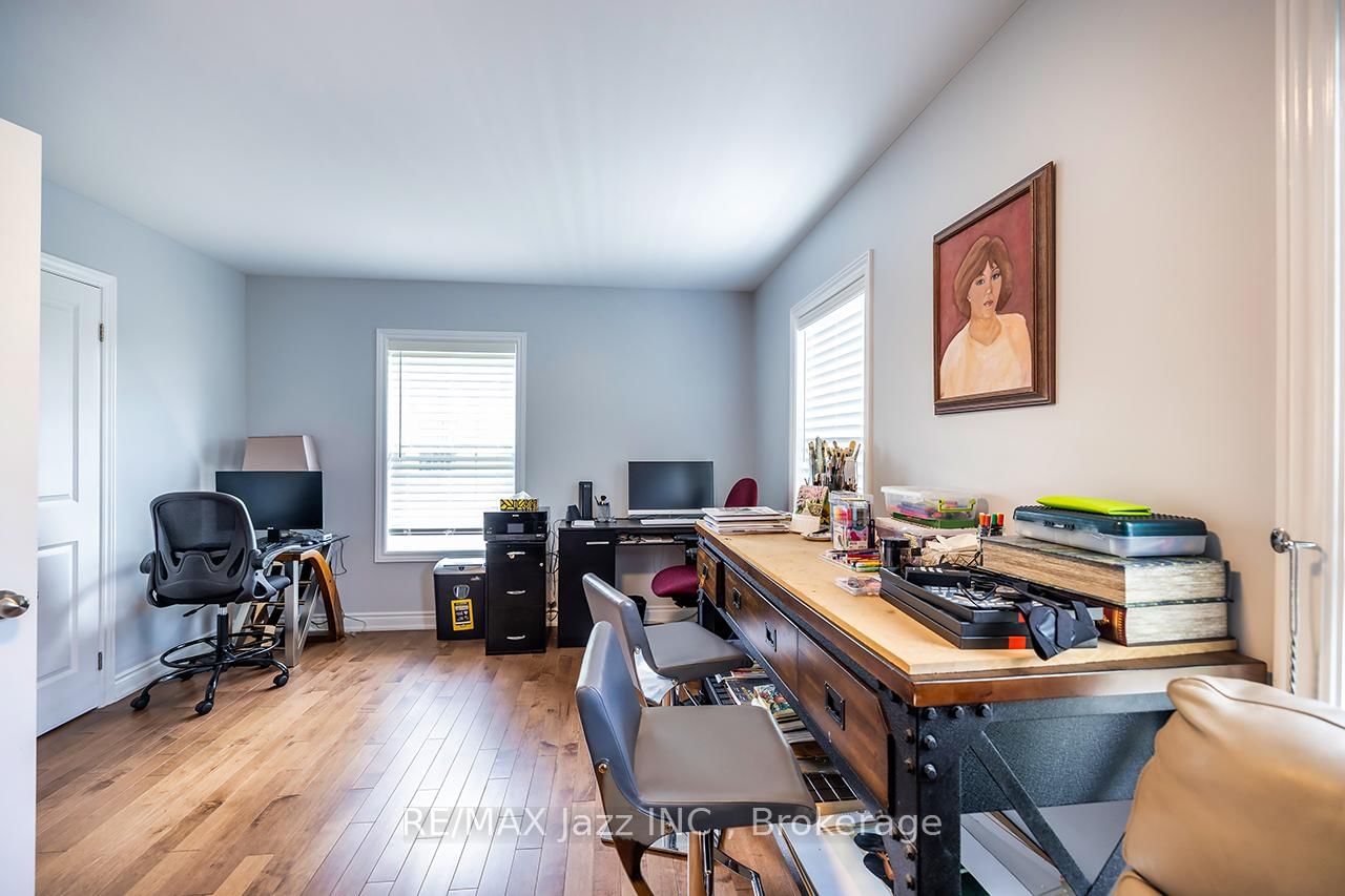 808 Hudson Street • Cobourg, ON photo 20