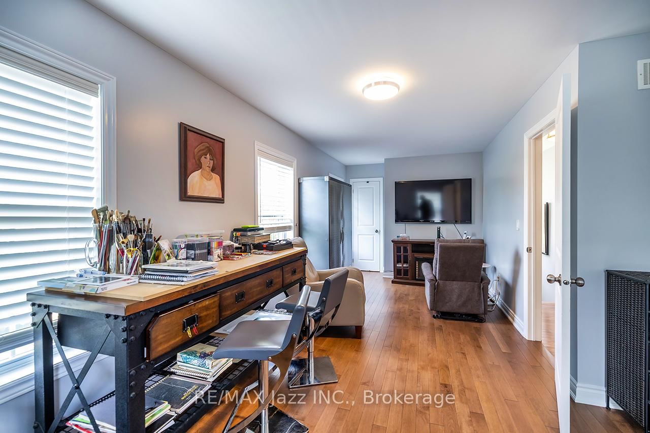 808 Hudson Street • Cobourg, ON photo 22