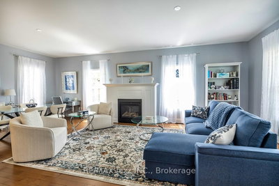 808 Hudson Street • Cobourg, ON photo 4