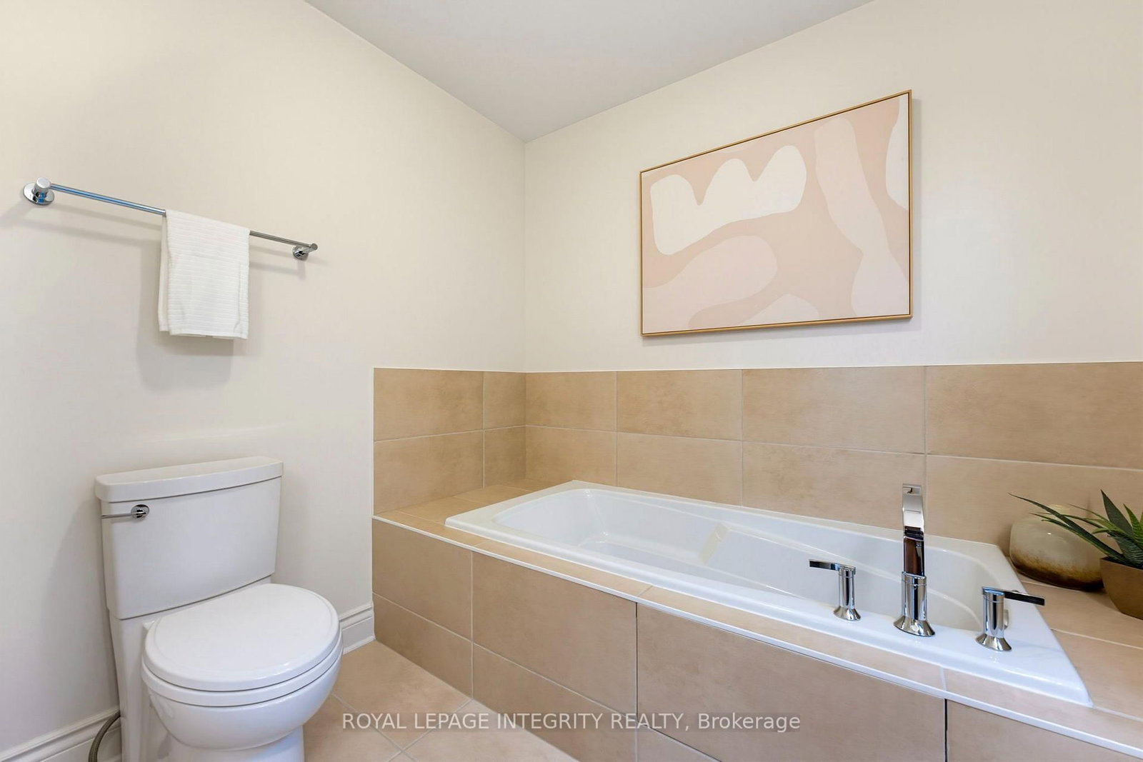 319 Bobolink Ridge • Stittsville, ON photo 26