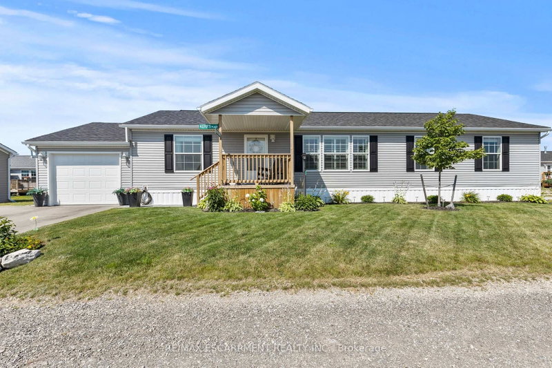13 Hickory Hollow