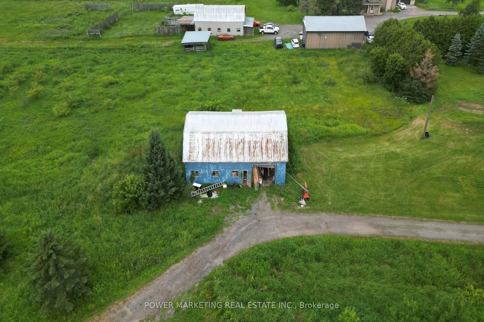 4828 Frank Kenny Road • Orleans, ON photo 11