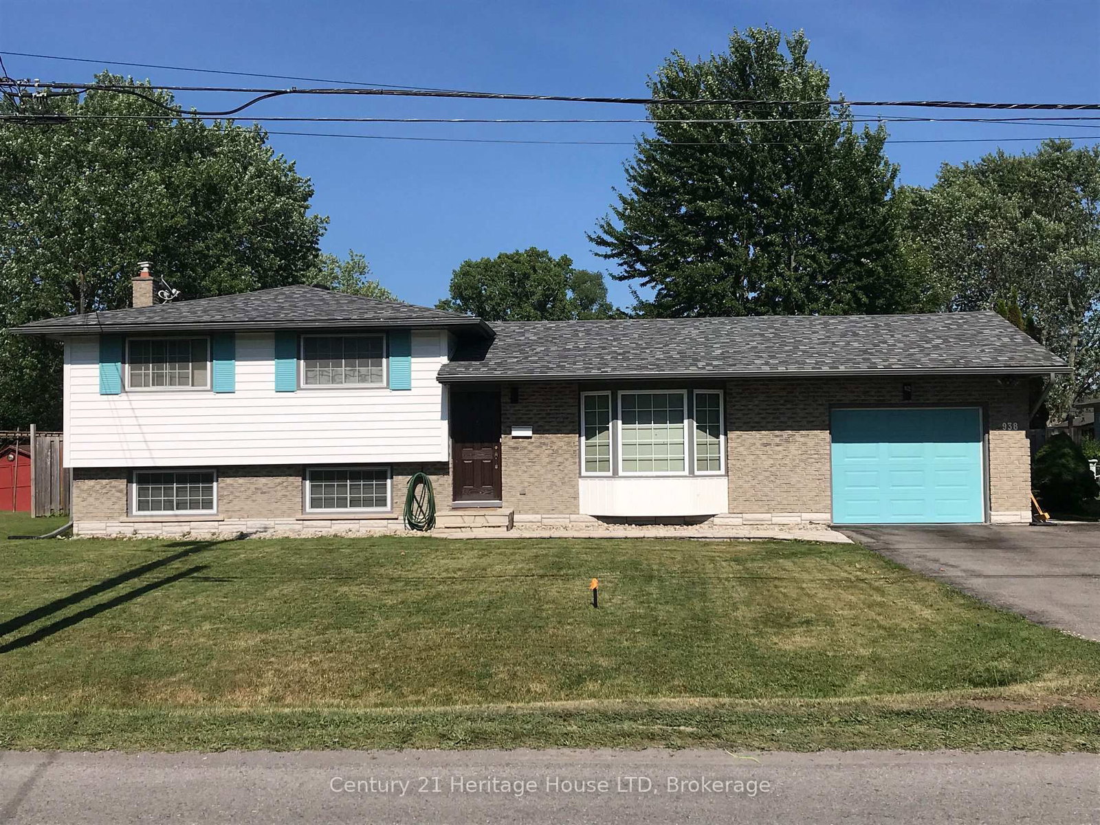 938 Ferndale Avenue • Fort Erie, ON photo 1