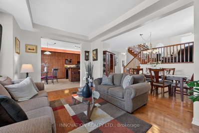 545 Rosehill Avenue • Ottawa, ON photo 8