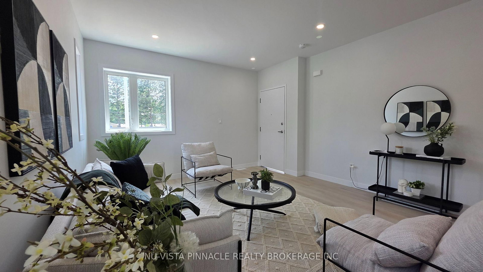 21 - 1208 Fanshawe Park Road E, London North 5