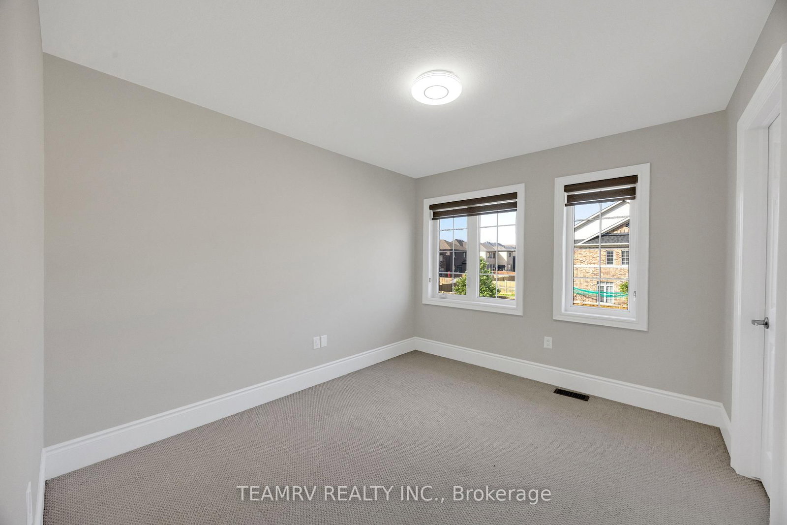1161 Upper Thames Drive • Woodstock, ON photo 37