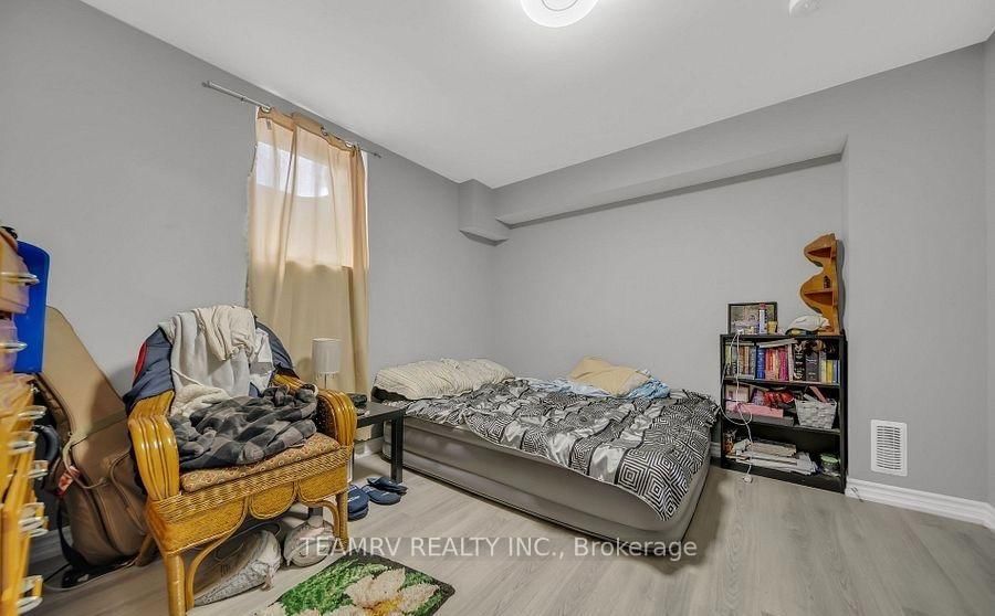 1161 Upper Thames Drive • Woodstock, ON photo 43