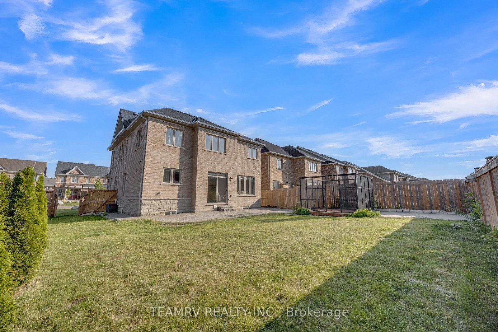 1161 Upper Thames Drive • Woodstock, ON photo 49