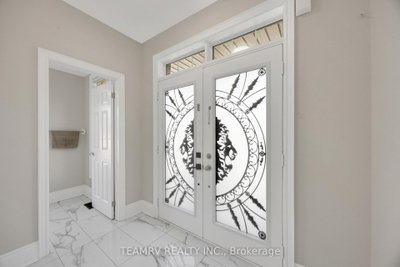 1161 Upper Thames Drive • Woodstock, ON photo 6