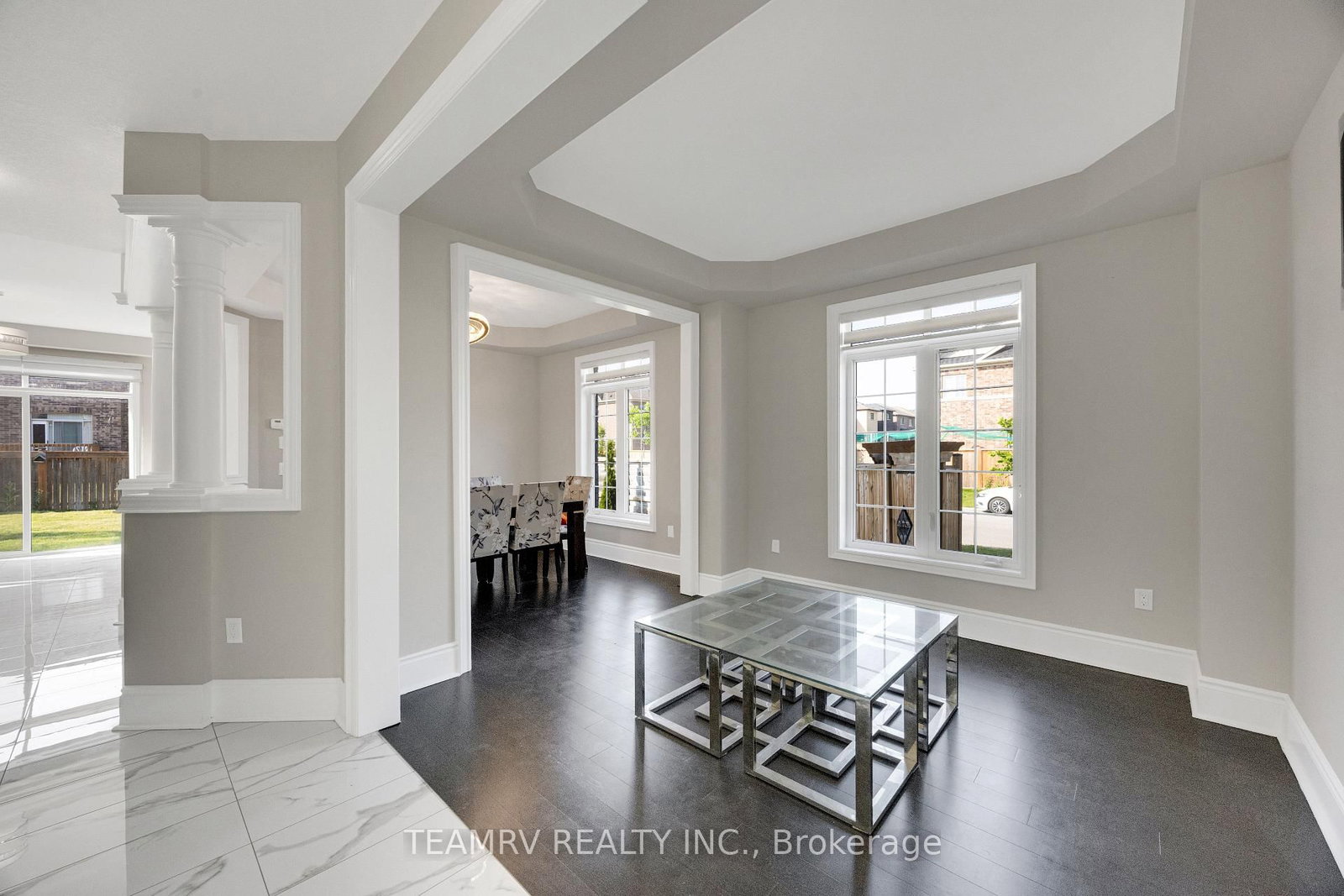 1161 Upper Thames Drive • Woodstock, ON photo 9