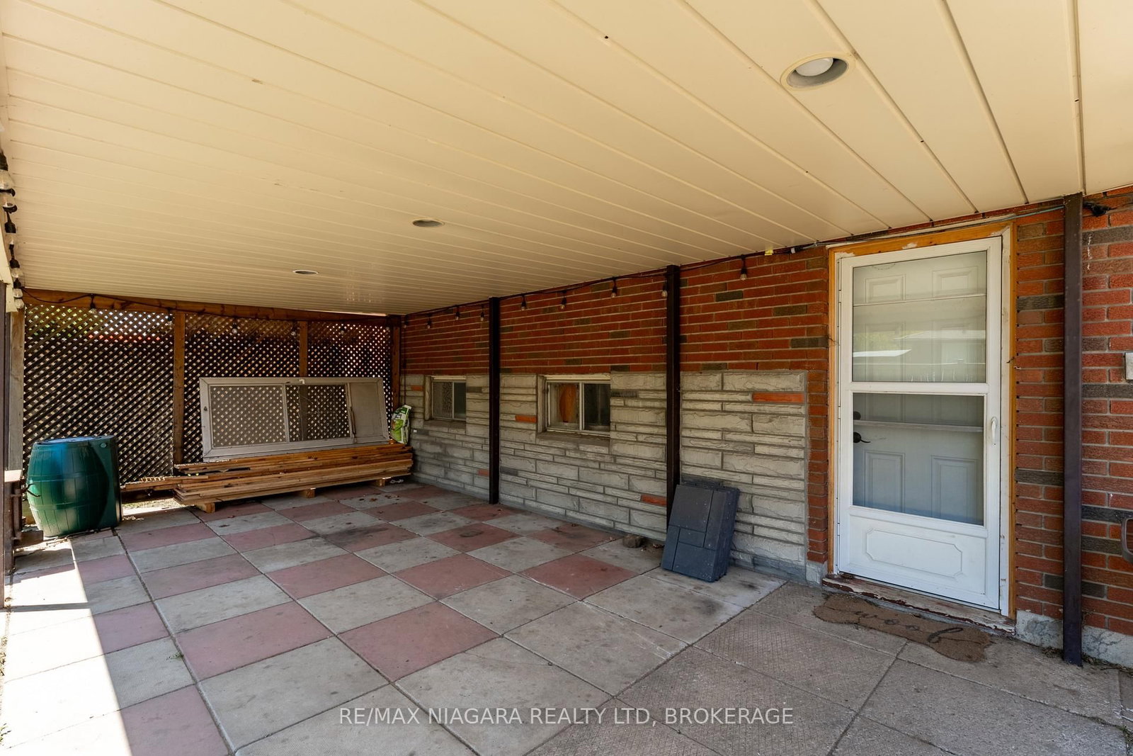 414 Bunting Road • St. Catharines, ON photo 39