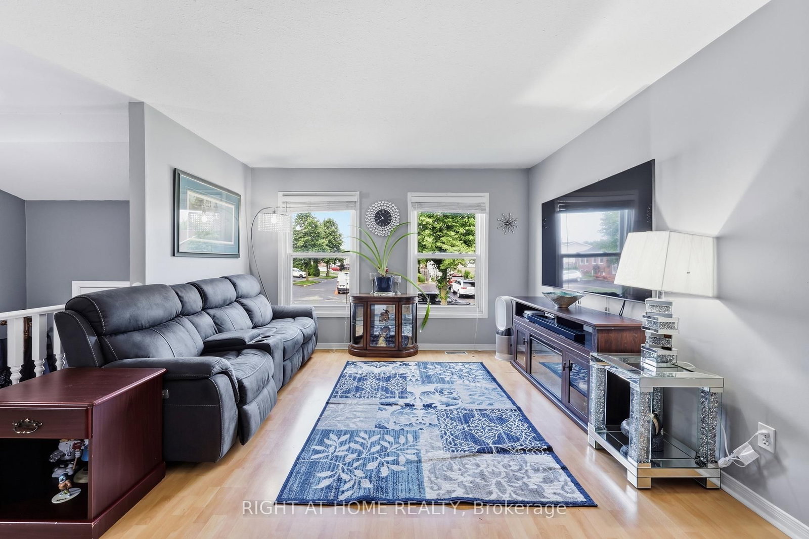 5709 Deerbrook Street • Niagara Falls, ON photo 6