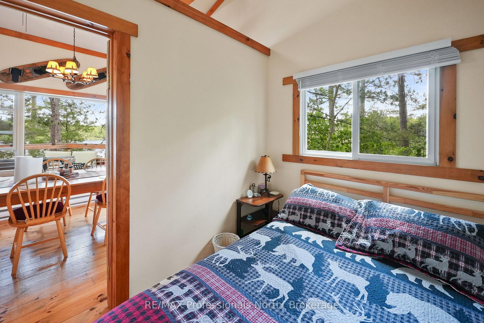 10549 Devil's Lake WAO • Minden Hills, ON photo 24
