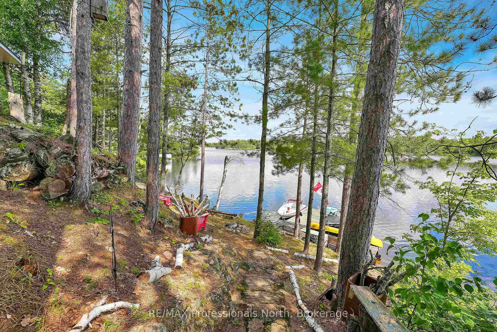 10549 Devil's Lake WAO • Minden Hills, ON photo 34