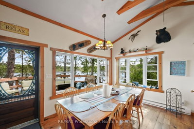 10549 Devil's Lake WAO • Minden Hills, ON photo 9