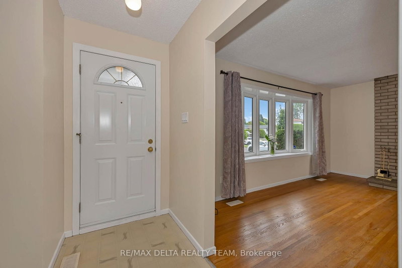 278 Gleneagles Avenue