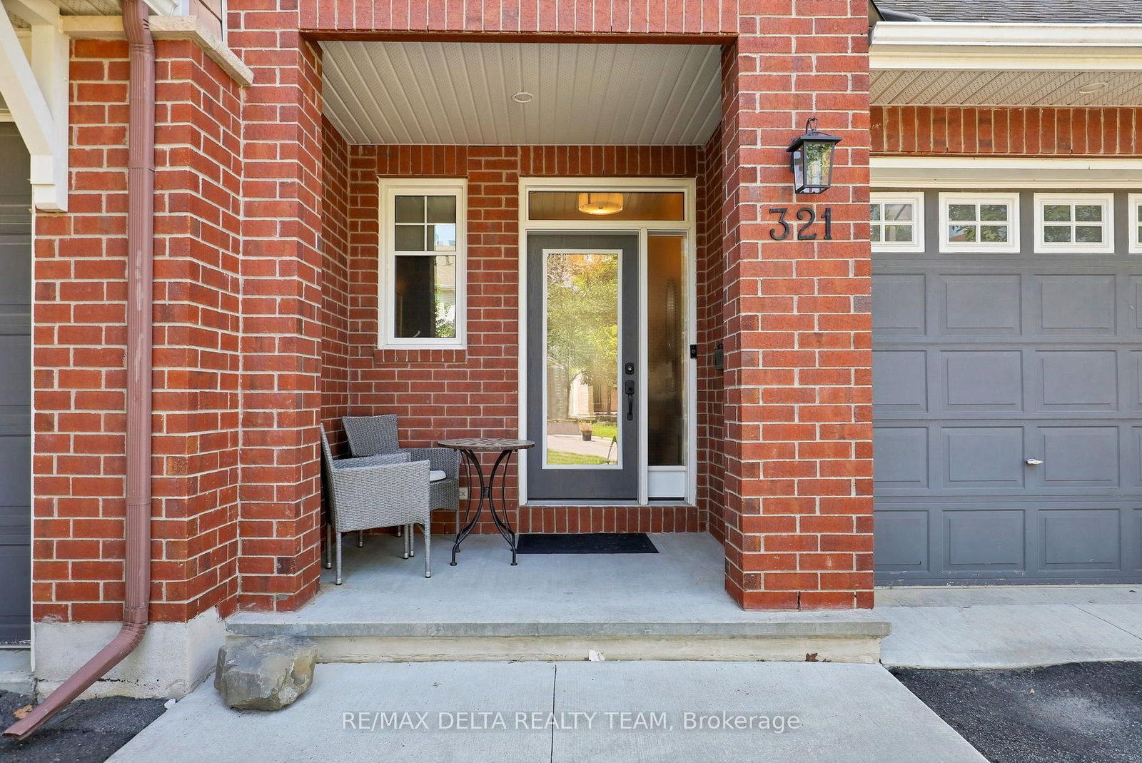 321 Widgeon Way • Ottawa, ON photo 3